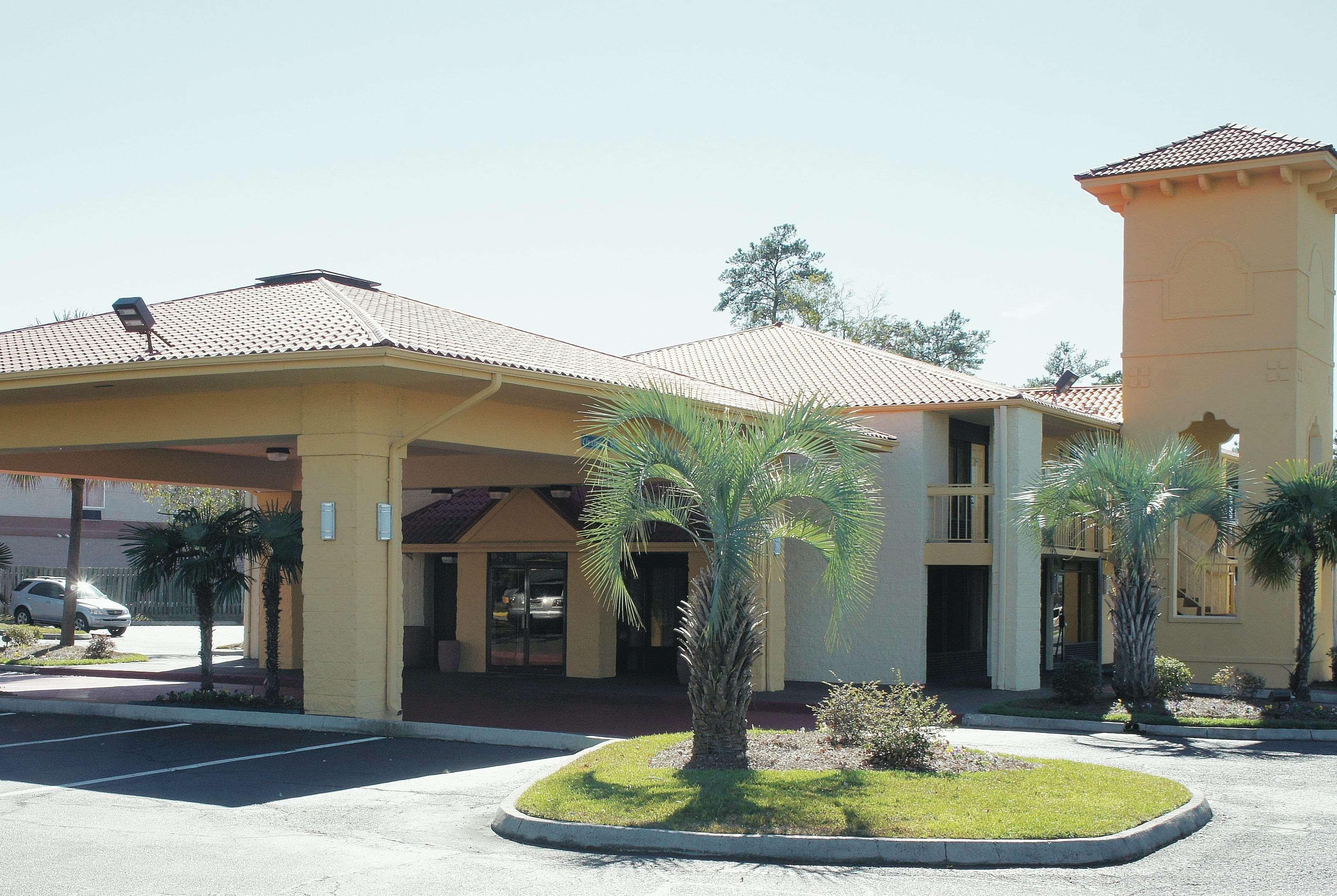 Super 8 By Wyndham Savannah Zewnętrze zdjęcie